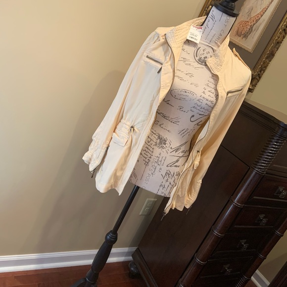 Max Jeans Jacket - Picture 2 of 11